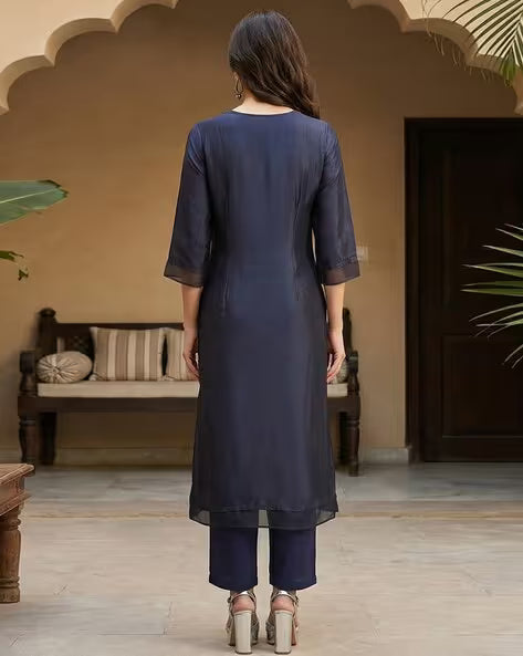 Women Embroidered Straight Kurta